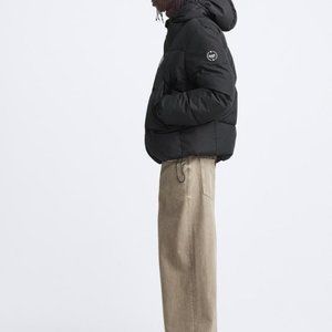 Zara  Hooded Puffer Jacket / Black / L
